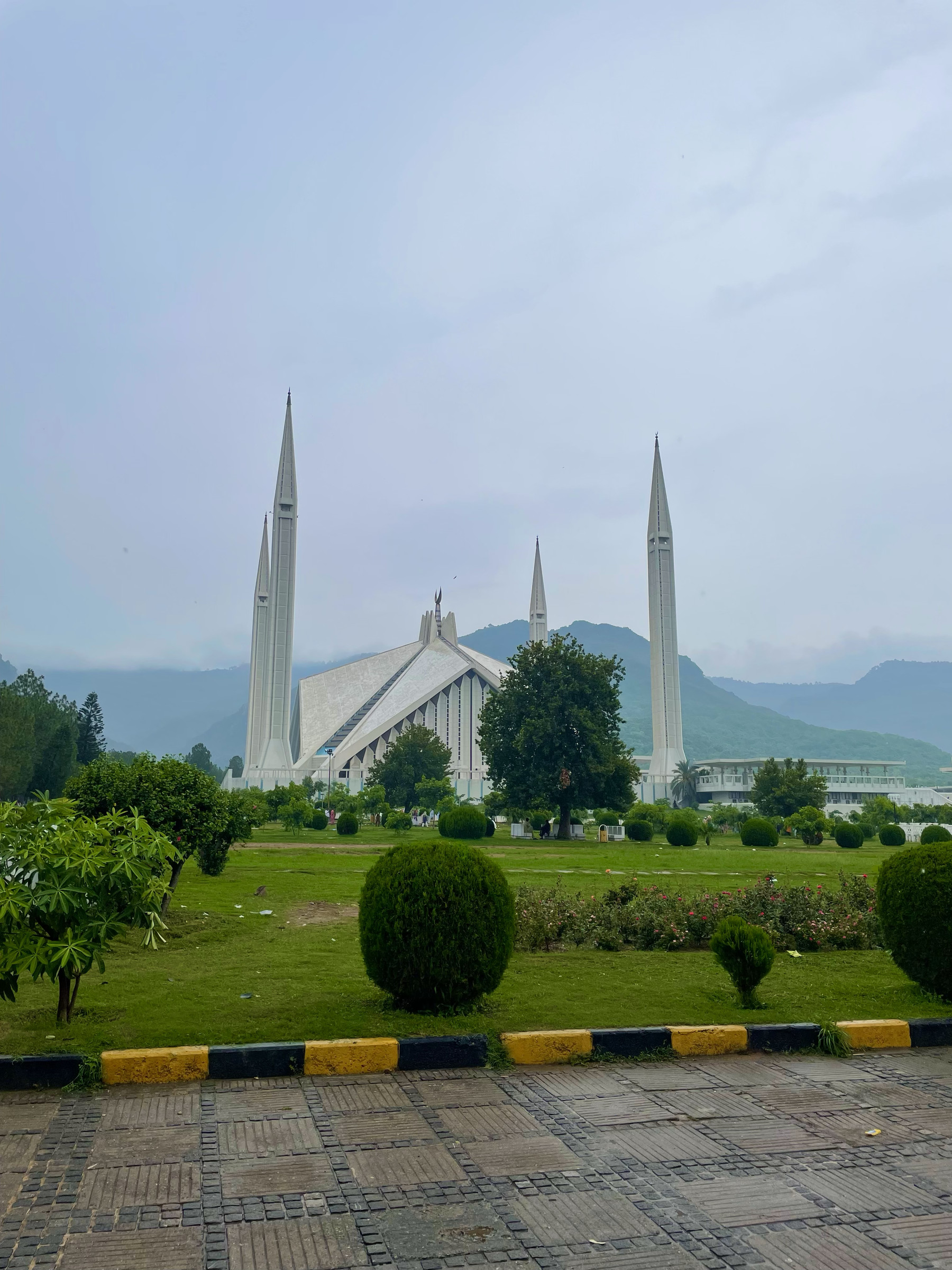 Faisal Mosque and the Margalla Hills